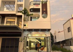 Bán nhà mặt tiền thiết kế luxury tại bến lức