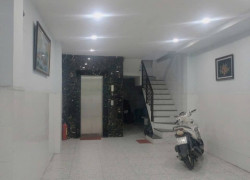 Giảm sốc 1 tỷ 9, gấp bán căn hộ dịch vụ, Lê Cơ, 4x20m, 6 Tầng thang máy, 13 CHD khép kín, dòng tiền 60tr/th. Giá chỉ