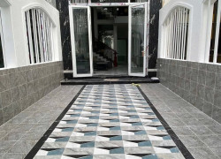 Cần bán căn nhà diện tích lớn thiết kế hiện đại tại bến lức long an