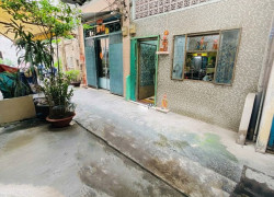 D1733 ⚡️ Giảm 800tr! Nhà trọ 11P sát cầu Ông Lãnh Q1, 30tr/th, 5.2x16m, 22.x tỷ x nhỏ