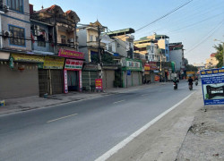 Các bác ơi em bán lô đất này gấp , 100m2 , ngay chợ , giá hơn 1,2 tỷ