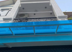 Ô TÔ LÙI CỬA - THOÁNG TRƯỚC SAU - CÁCH PHỐ 10M - 6 TẦNG THANG MÁY - 8 PHÒNG VÍP - 500 TRIỆU/1Năm