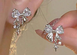 "Mê mẩn với vẻ đẹp quyến rũ, huyền ảo của đôi khuyên tai này!