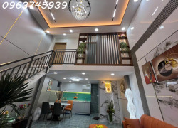 Bán Nhà Phố Linh Xuân Gần Phạm Văn Đồng, 40m2, Ngang 4.5m, 2 Tầng, Giá 3.95 Tỷ