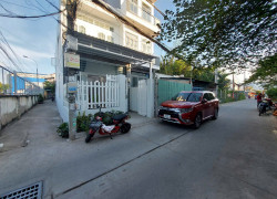 Bán nhà góc 2 MT hẻm xe hơi Huỳnh Tấn Phát Nhà Bè