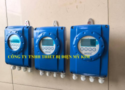 Đồng hồ đo lưu lượng điện từ Krohne OPTIFLUX 1050.