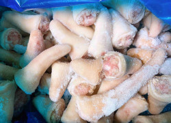 Đuôi heo cụt đông lạnh – Hàng nguyên thùng