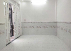 D1811 ⚡️ sát sân bóng đá Tân Xuân Hóc Môn, Vuông, 2 tầng, 9x4m, 1.x tỷ