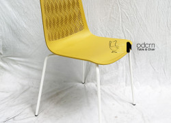 Ghế cafe thân nhựa hoạ tiết lưới chân sắt CC3008-S tại HCM