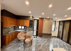 Việt Hưng, Long Biên - Oto đỗ cửa - Lô góc thoáng sáng - Giá chỉ 9 tỷ chẵn