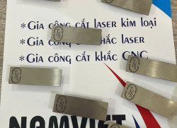 Cung cấp bảng tên kim loại khắc laser theo yêu cấu