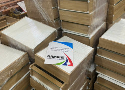 Khung gỗ khắc laser theo yêu cầu - nhận diện thương hiệu