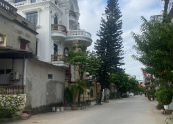 TRỤC CHÍNH KINH DOANH DỤC TÚ - VỈA HÈ - 3 Ô TÔ TRÁNH - ĐI BỘ RA CẦU TỨ LIÊN - 48m2 CHỈ HƠN 6 TỶ.