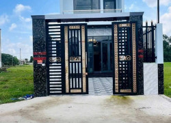 Bán gấp căn nhà vừa hoàn thiện nằm mặt tiền ở rạch kiến