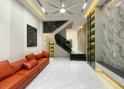 Siêu phẩm 2 mặt tiền Song Hành Quận 12 đường 16m 3 tầng BTCT sát Metro số 2 chỉ 9,3 tỷ