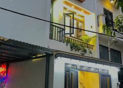 Bán nhà Thạnh Xuân 24 quận 12 chỉ 5,85 tỷ tới 64m2, 4 tầng, tặng nội thất, thương lượng, hẻm xe hơi