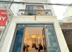 Nhà đẹp Xuân Đỉnh 31 m 6 tầng 8,8 tỷ