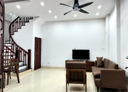 TRUNG TÂM BỒ ĐỀ-NHỈNH 9TỶ NHÀ ĐẸP Ở NGAY-39M 4T-CÁCH 15M RA PHỐ-TIỆN ÍCH BẠT NGÀN