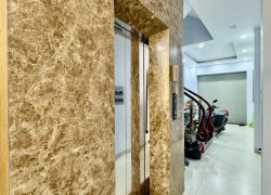 Bán Nhà Thịnh Quang, Đống Đa.DT 52m 5T mặt tiền 3,3m giá 17.5tỷ .LH 0383426696 thu phương