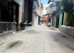 Bán Nhà Đặng Tiến Đông, Đống Đa. dT 52m2 5T mặt tiền 4m giá19.2 Tỷ.LH 0383426696