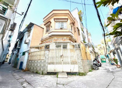 NHÀ NGÃ TƯ PHÚ NHUẬN – 4.3 X 10M – LÔ GÓC 2 MT – HẺM 3M – KHU DÂN TRÍ – YÊN TĨNH – KHÔNG QUY HOẠCH – 6.X TỶ