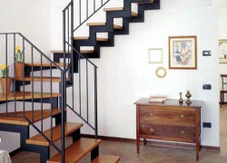 Mẫu Cầu Thang Sắt Đẹp Đơn giản