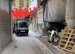 Bán gấp nhà Hồ Tùng Mậu – mặt tiền siêu rộng – 30m ra phố – một nhà ra ô tô – sát nhà ga tầu điện – giá nhỉnh 9 tỷ