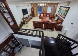 Nhà đẹp Xuân Đỉnh ở ngay 35 mét 5 tầng 8,5 tỷ