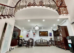 Nhà Bồ Đề 47m2-chỉ 11 tỷ-2 Ô TÔ TRÁNH-KINH DOANH-Ô CHỜ THANG MÁY-NHÀ DÂN XÂY-SỔ VUÔNG