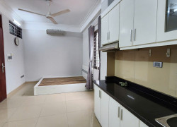 Cho thuê CCMN siêu sang phố Nguyễn Đình Hoàn Cầu Giấy, từ 3.2tr/th Lh:0913506880.