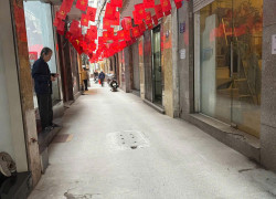 NHÀ RIÊNG  YÊN HOÀ - GẦN TRƯỜNG HỌC- PHÙ HỢP GIA ĐÌNH TRẺ GẦN PHỐ- TIỆN ÍCH ĐẦY ĐỦ