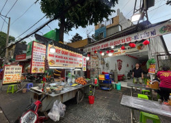 QUÁN MÌ QUẢNG ĐÔNG VỊT QUAY tuyển phục vụ làm Tết ở Gò Vấp