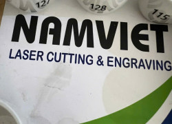 Chén sứ khắc laser theo yêu cầu - quà tặng doanh nghiệp