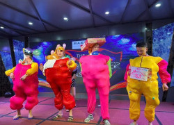 áo khổng lồ , áo nhét bóng vào trong