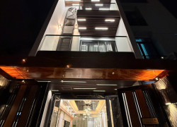 Bán nhà Ngọc Thuỵ,Long Biên 5 tầng,80m,mt4m full nội thất nhỉnh 16 tỷ