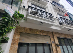 Bán nhà Bồ Đề,Long Biên 5 tầng,46m sát phố nhỉnh 11 tỷ