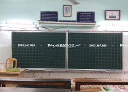 BẢNG TRƯỢT NGANG 2 CÁNH TIỂU HỌC – KT: 120X540 CM (M2KO)