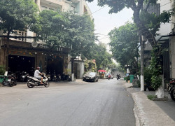 VỊ TRÍ PHỐ KINH DOANH ĐẶNG VĂN NGỮ - 80M2 3 TẦNG, NGANG GẦN 6M, XE HƠI ĐỖ CỬA CHỈ 11.5 TỶ.