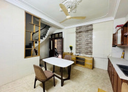 Giá hiếm, oto đỗ cổng, vị trí đẹp