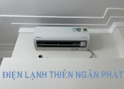 Máy lạnh treo tường Daikin Inverter 3 HP FTKF71ZVMV/RKF71ZVMV
