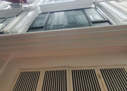 Bán nhà Bồ Đề,Long Biên 5 tầng,35m,mt4m oto đỗ cổng nhỉnh 8 tỷ