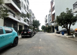 LÊ THỊ RIÊNG QUẬN 12-SIÊU PHẨM NHÀ ĐẸP - KIÊN CỐ VÀO Ở NGAY ĐÓN TẾT TẶNG FULL NỘI THẤT - ĐƯỜNG NHỰA XE TẢI TRÁNH - KHU