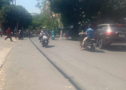 NHÀ BÁN TÂN ĐÔNG HƯNG THUẬN Q12-SÁT SONG HÀNG.
KẾ BÊN QUẬN TÂN BÌNH NHÀ GA T3-NGUYỄN VĂN QUÁ.CHỈ VÀI PHÚT DI CHUYỂN XE