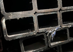 Sắt hộp 20x2li,30x3li,50x6li,80x8li,100x10ly,100x12ly