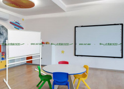 BẢNG CÓ CHÂN CHỮ T – 2 MẶT GREENLAM