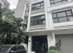 BIỆT THỰ LIỀN KỀ VINHOMES GARDENIA – HÀM NGHI
113M2, 5 TẦNG, KINH DOANH -VỈA HÈ RỘNG