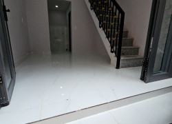 Bán nhà cách 1 căn ra Mặt Tiền Q4 vipQ4 - 50 m tới Q1 
Diện tích SD lên đến 72 m2  CÓ 4 TỶ