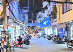 bán nhà mặt tiền kinh doanh KHÁNH HỘI quận 4 có 11 tỷ có dòng tiền đúc 5 tấm