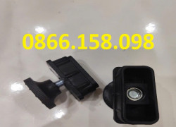 Trên thị trường có chân tăng chỉnh bằng nhựa hay không?