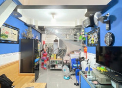 NHÀ Q.4 - HOÀNG DIỆU - CẦU ÔNG LÃNH - 5 TẦNG 9 PN - DT 32M2 /6x tỷ